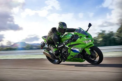 2026 NINJA ZX-4RR