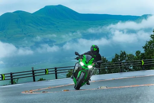 2023 NINJA ZX-25RR