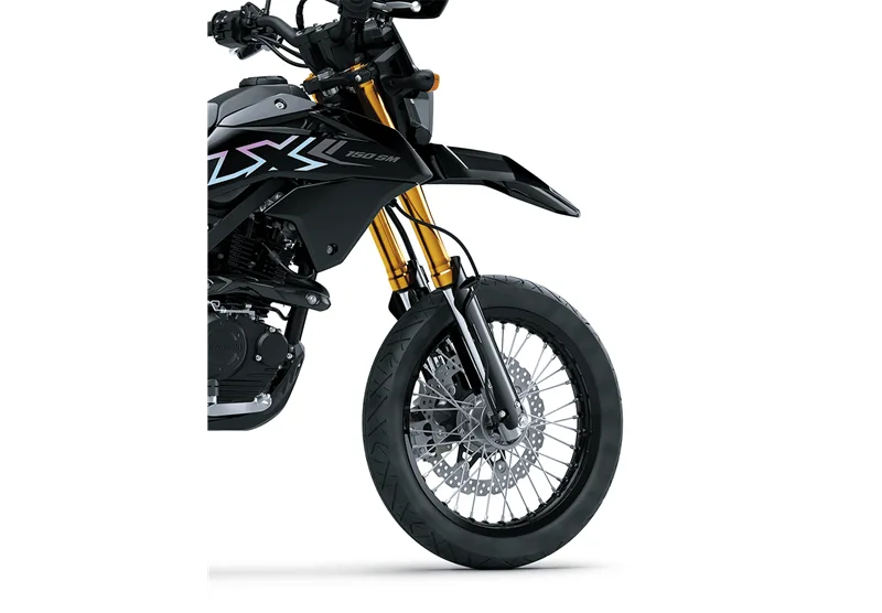 SLIM, LIGHTWEIGHT CHASSIS WITH 17” WHEELS
