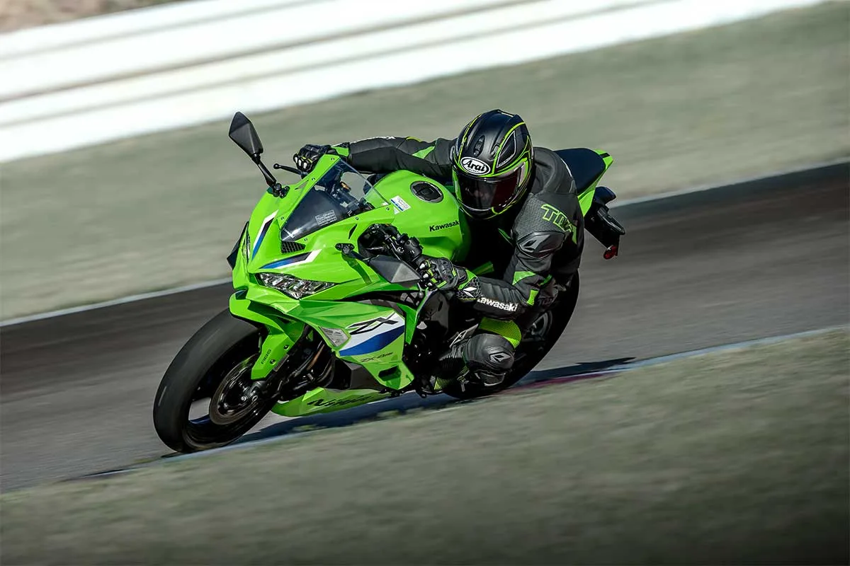 2026 NINJA ZX-4RR