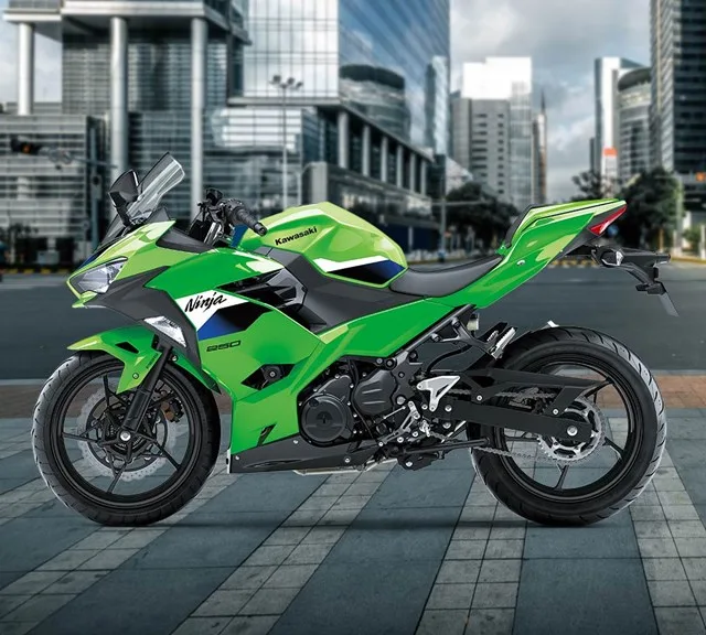 Image of 2027 NINJA 250 ABS SE in action