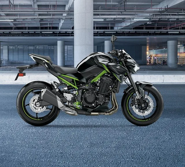 Image of 2022 Z900 in action