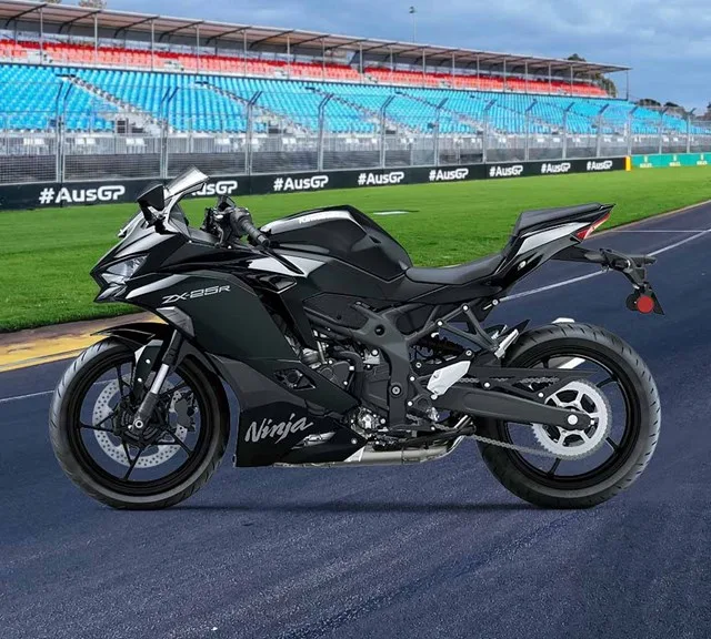 Image of 2027 NINJA ZX-25R in action