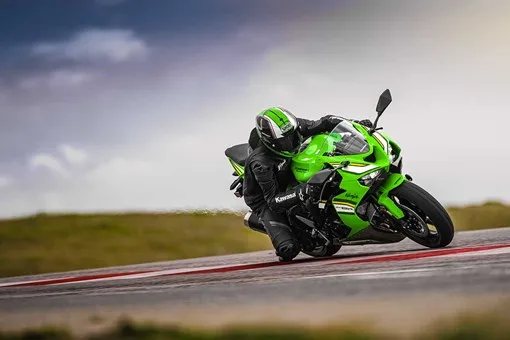 2025 NINJA ZX-6R KRT EDITION 